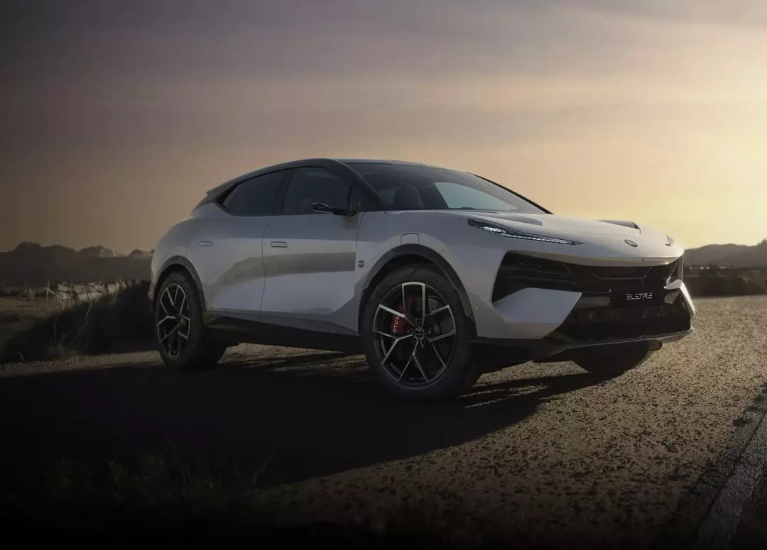 Lotus Eletre 600