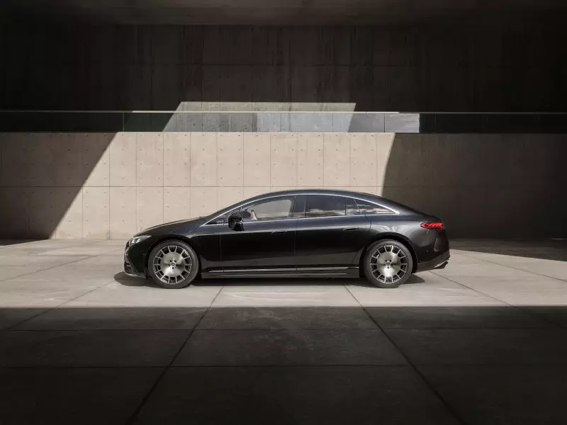 Mercedes-Benz EQS 400