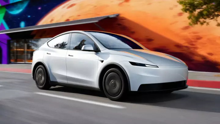 Tesla Model Y Standard Long Range
