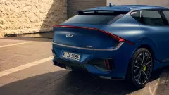 kia-new-ev6-gt-my25-yachtbluematt-static-digital-1920x1080-03