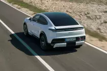 porsche-cayenne-coupe-electric-5