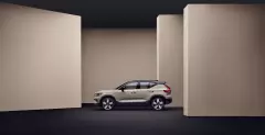 323389-volvo-ex40