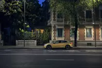 683176-20240428-polestar-4-in-gold-with-zinc-nappa-interior-and-performance-pack