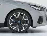 bmw-i5-25