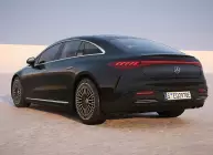 mercedes-benz-eqs-4