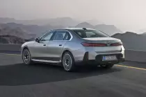 bmw-i7-2026-facelift-3