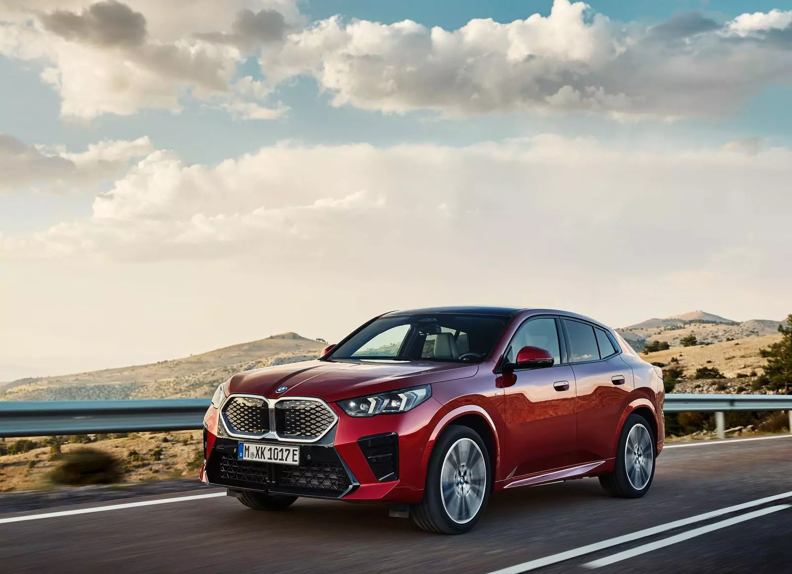 BMW iX2 xDrive30