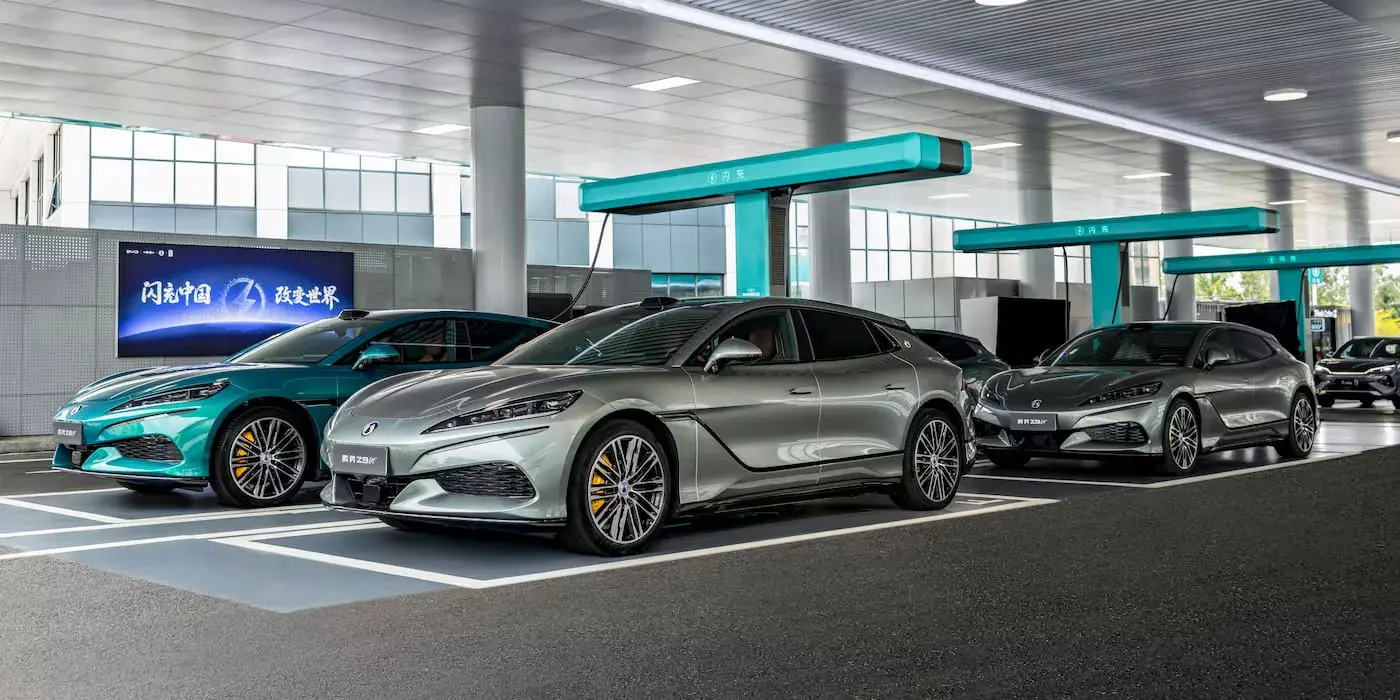 DENZA met le cap sur l’Europe : le sous-marque premium de BYD officiellement lancée