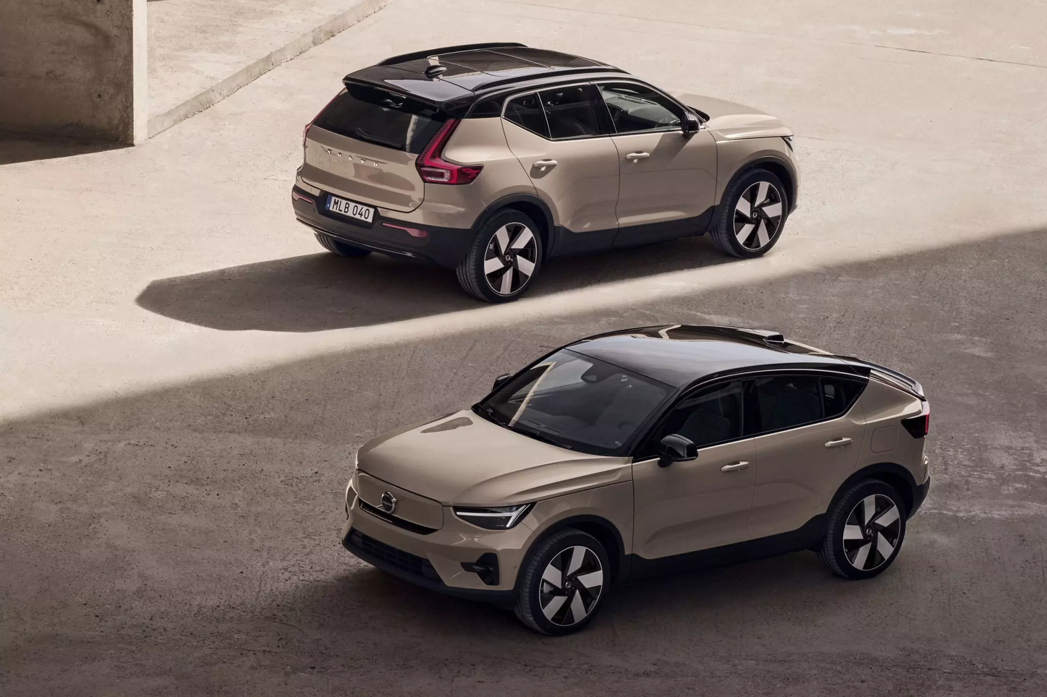De nieuwe Volvo EX40 en EC40