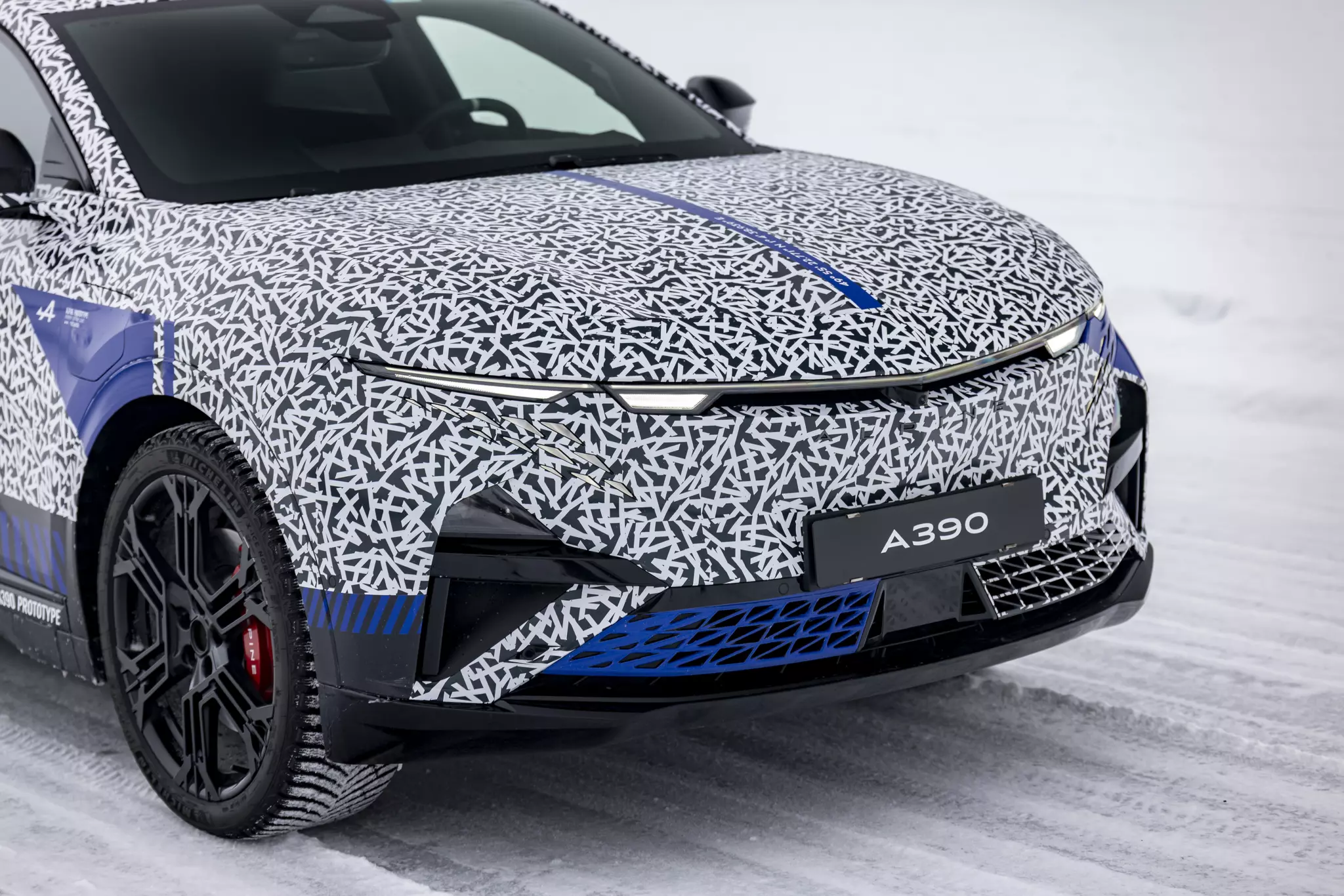 Alpine A390: testé dans des conditions polaires